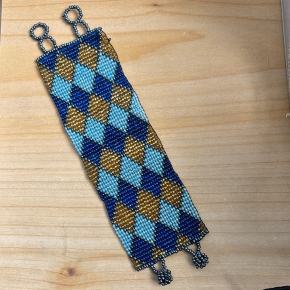 Geometric Seed Bead Bracelet in Blue and Gold - Picture 2 of 7